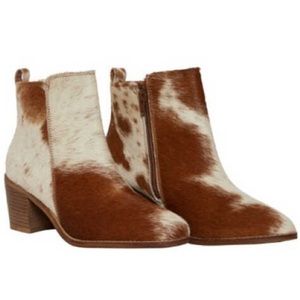 NWOT - Myra Women's Proton Fashion Booties - Round Toe